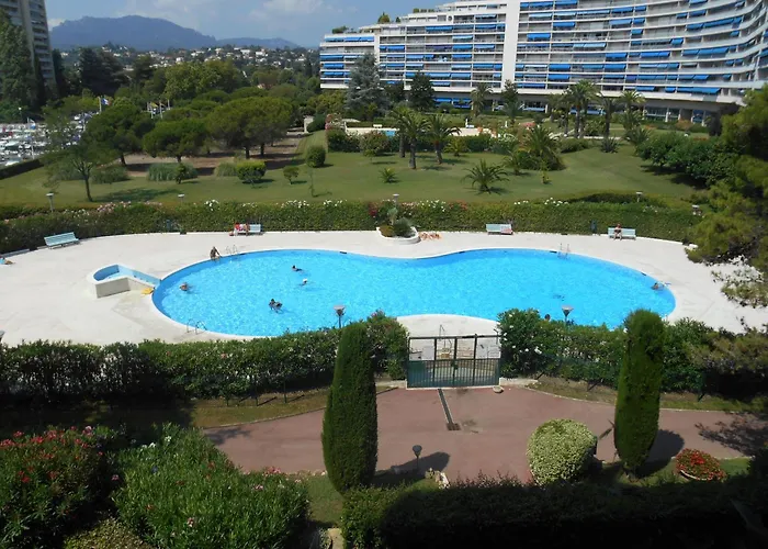 Evasion Provencale - Piscine Et Mer A Mandelieu